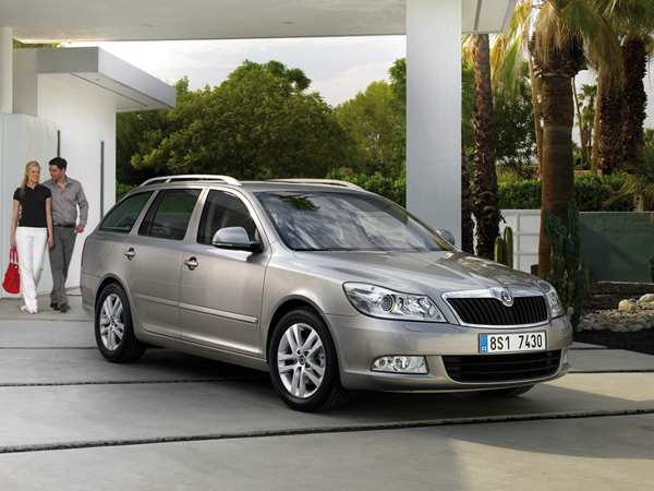 奥迪虚拟座舱增强版2200,奥迪虚拟座舱放大