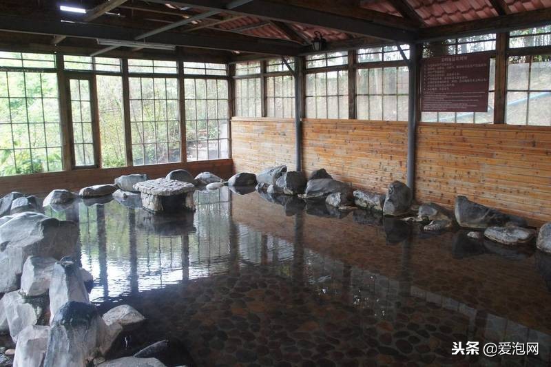 韶关野温泉旅游精品攻略,韶关新丰江源温泉旅游度假山庄