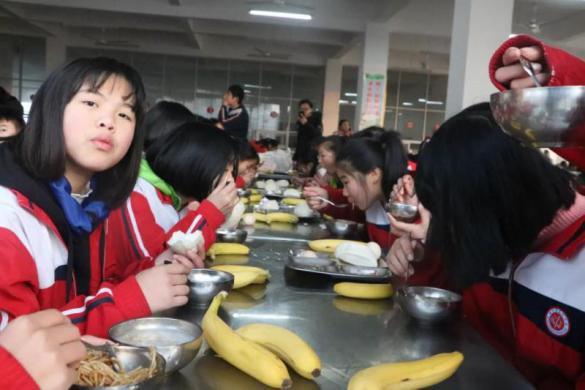 梅楚安工人文化宫讲党课,梅楚安活动