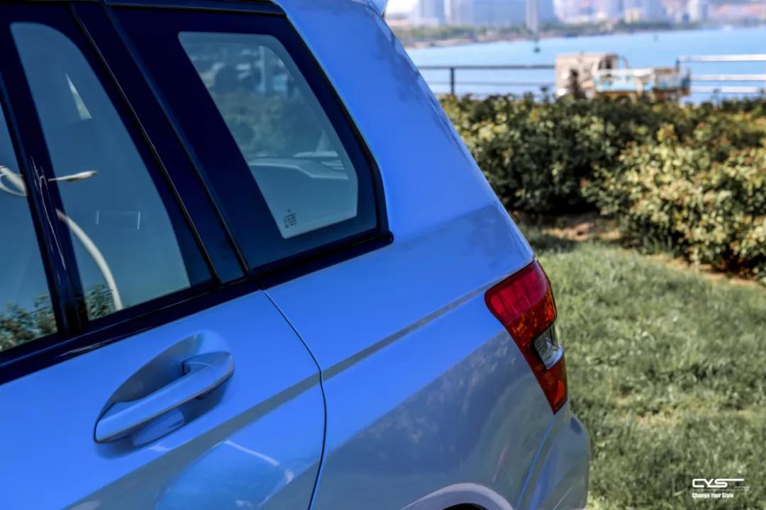 2021潘通pantone流行色,pantone潘通发布2021流行色