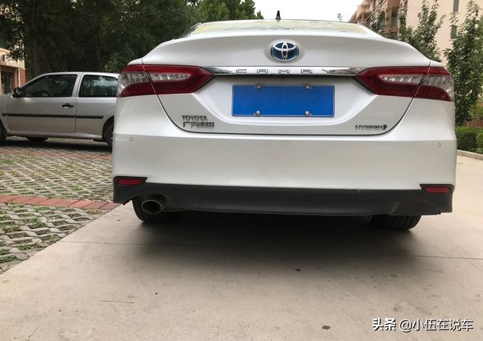 提车丰田凯美瑞2.0豪华版,丰田凯美瑞2.5l混动试驾车出售