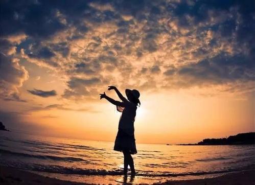 心理学家的特质介绍,心理学内向人的8种表现