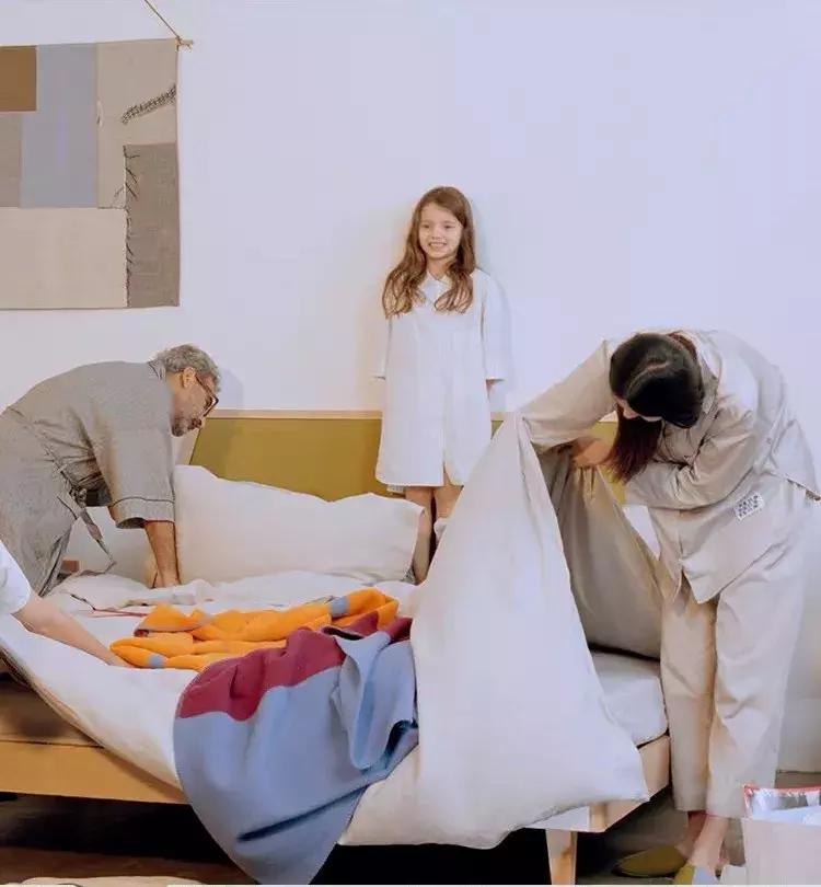 称霸纽约时装周、全球连开几百家店的“小众”国货女装