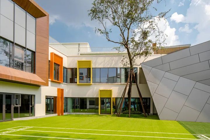 团妈探园丨开校一年即满园，城南这所创新幼儿园凭什么这么火？