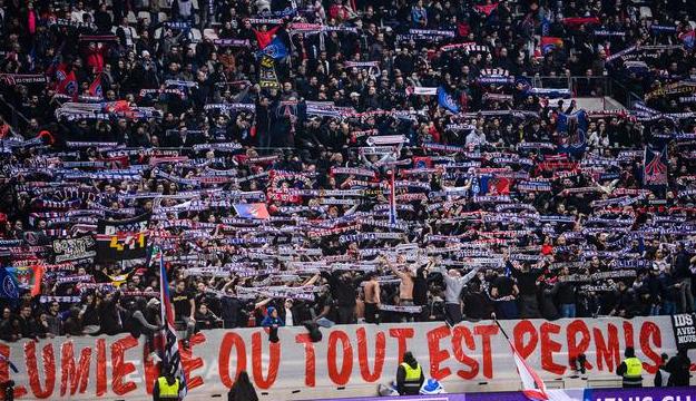 从梦幻球场到“野球场”，女足第一人成为足协功绩的牺牲品