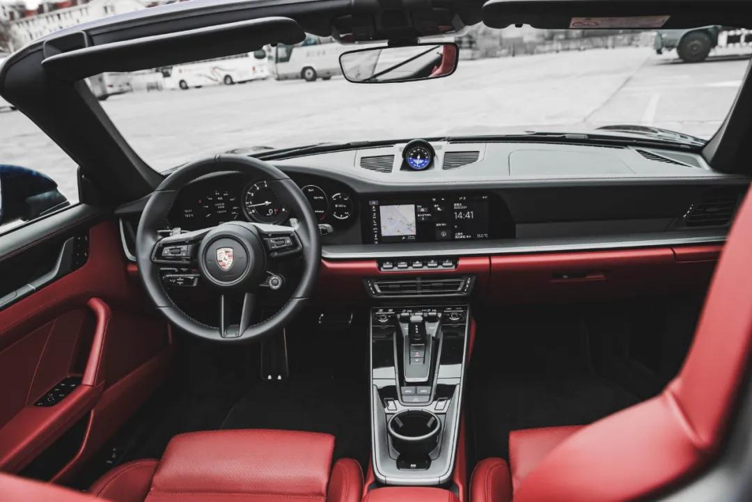 开911敞篷车上街是什么感受,北京适合开911敞篷吗