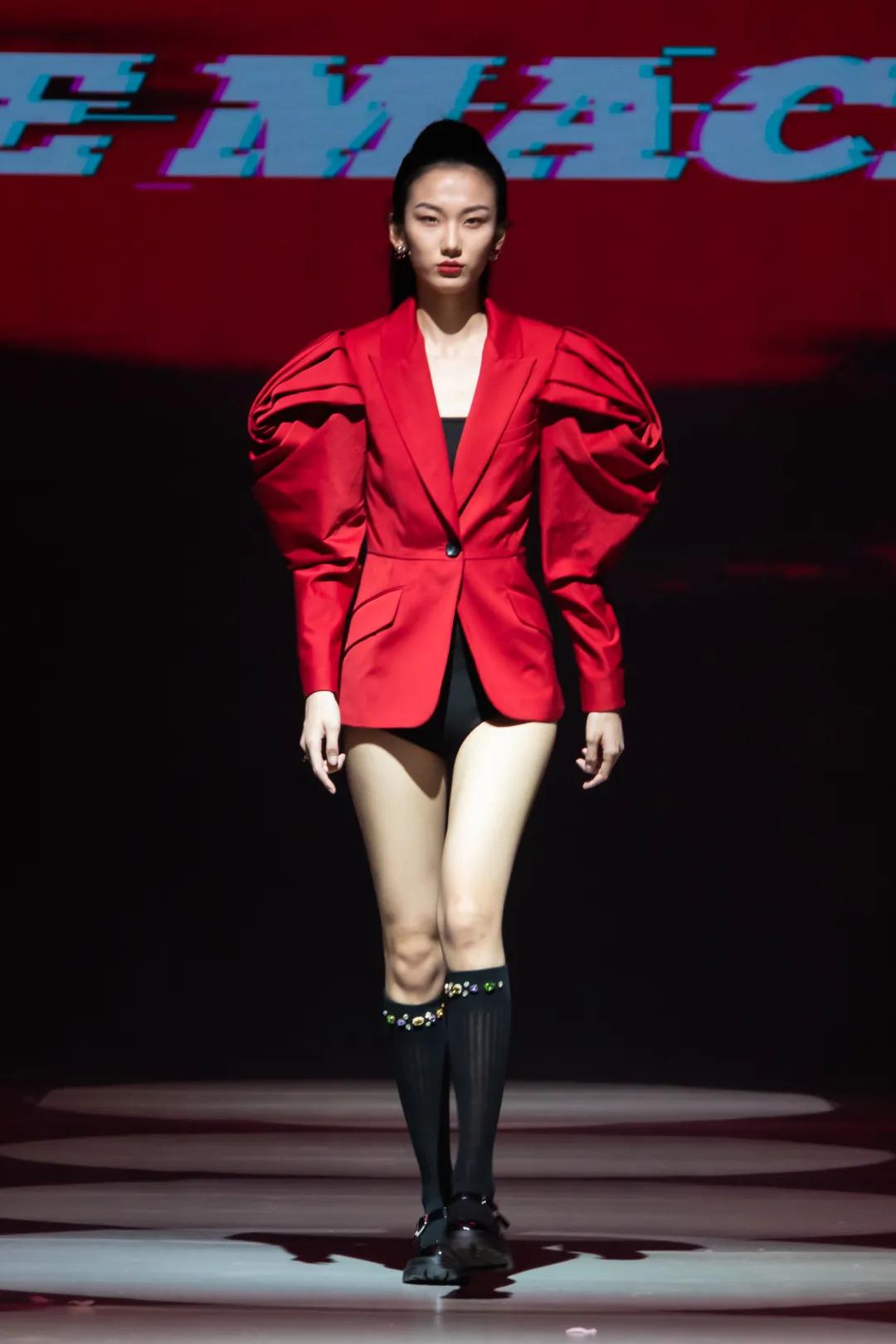 2021年清华服装设计毕业秀,中国优秀的服装设计毕业秀