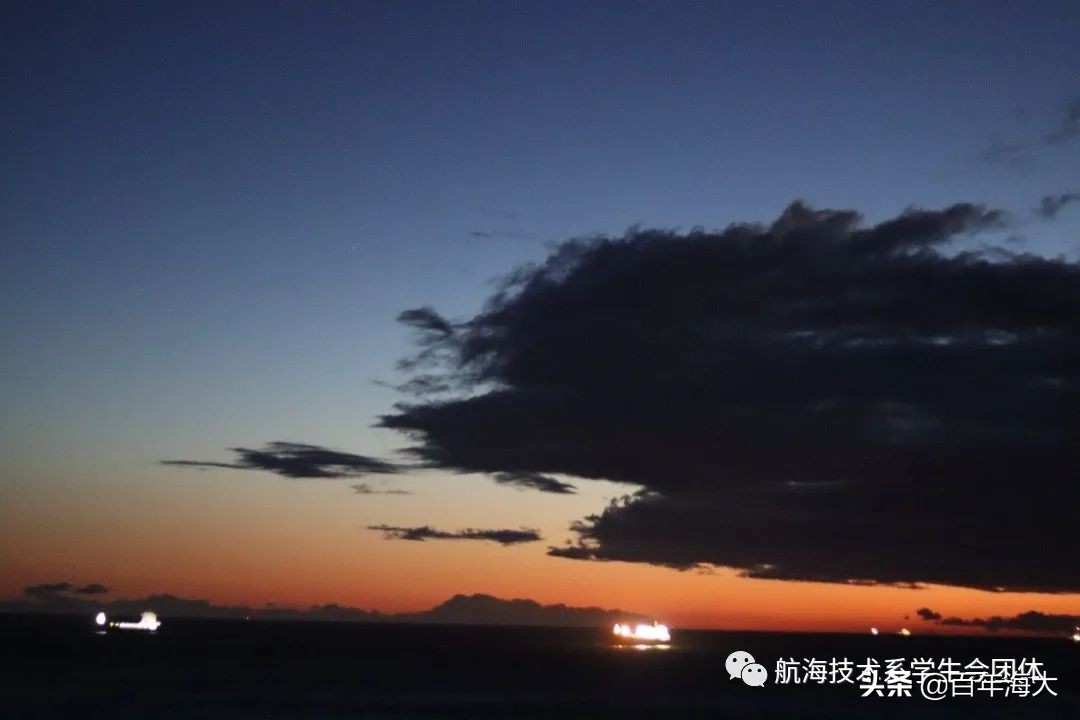 这个小妮不简单,乡下丫头不简单