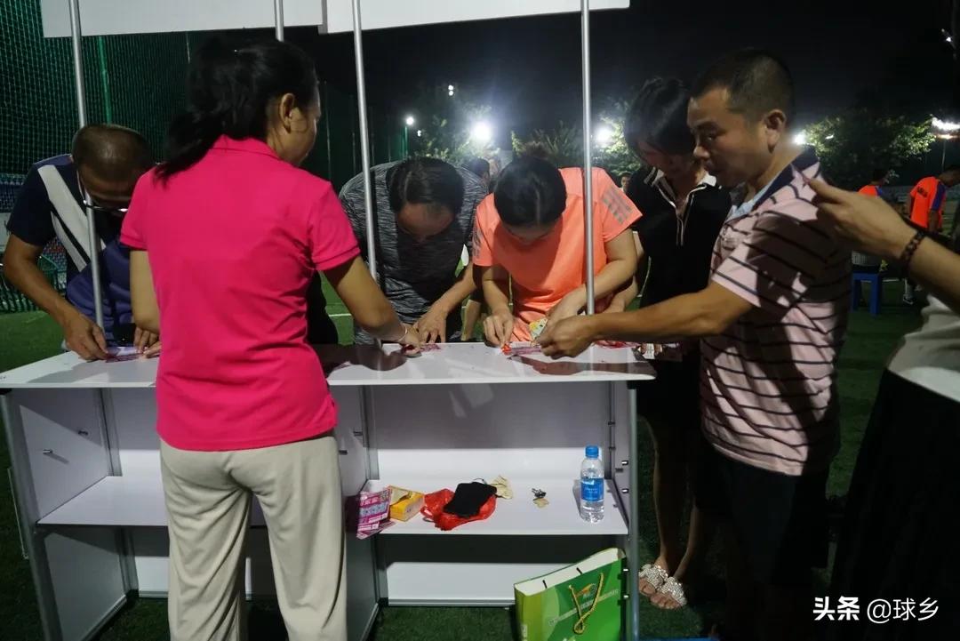 有趣足球,有趣的足球