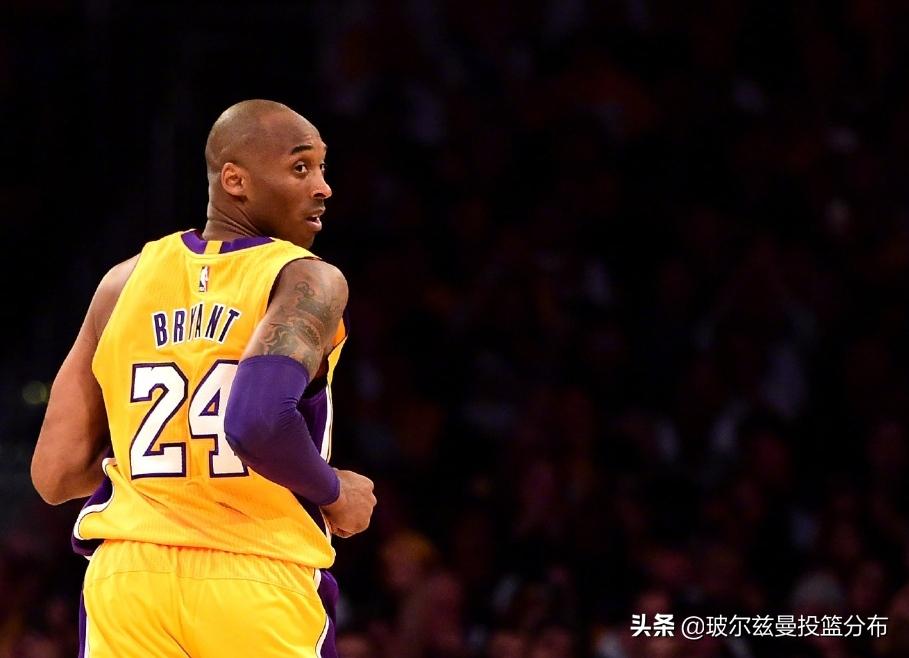 全世界球迷怎么悼念科比的,科比纪录片缅怀科比