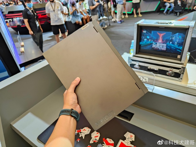 科技犬推荐笔记本电脑,rog和拯救者游戏本对比