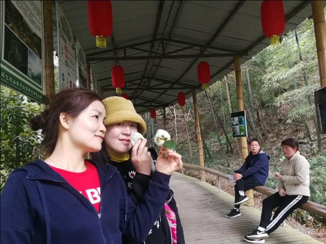 凉山脚下炊烟起原唱,湖南怀化凉山脚下炊烟起