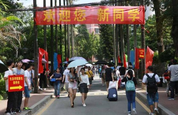 弃北大读技校的周浩的现状,周浩北大退学上技校