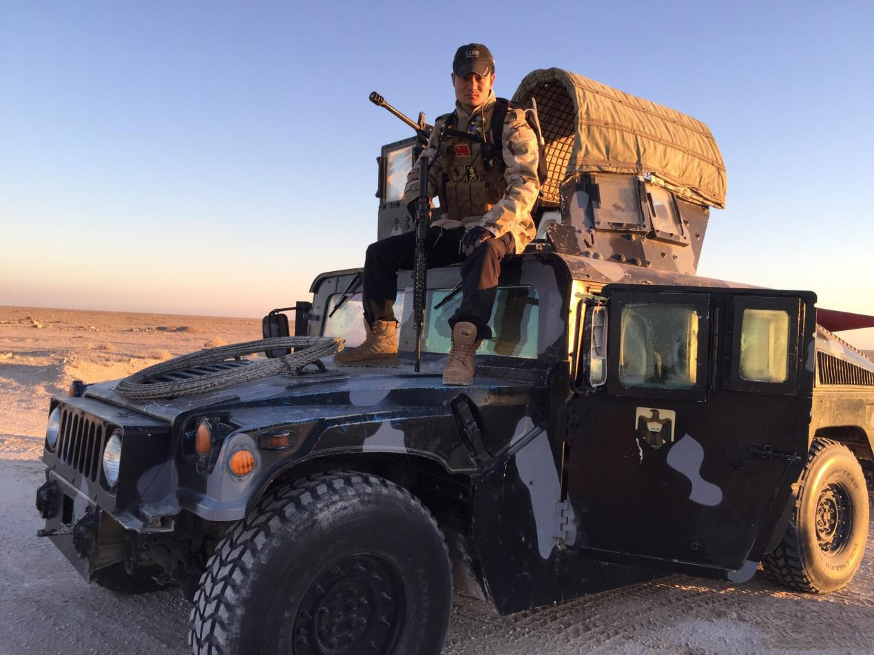 陕西小伙去伊拉克当雇佣军访谈,陕西小伙为100万当雇佣兵回国生活