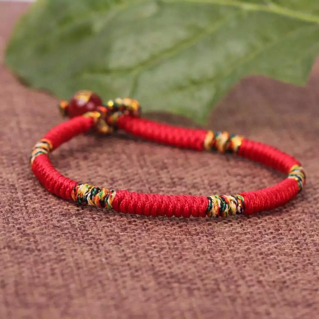 本命年红绳可以左右手都戴吗,本命年红绳戴哪只手女生