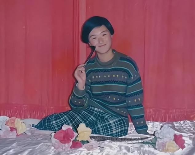 忘恩负义的白眼狼，曹教授是如何头也不回地走向不孝这条不归路的