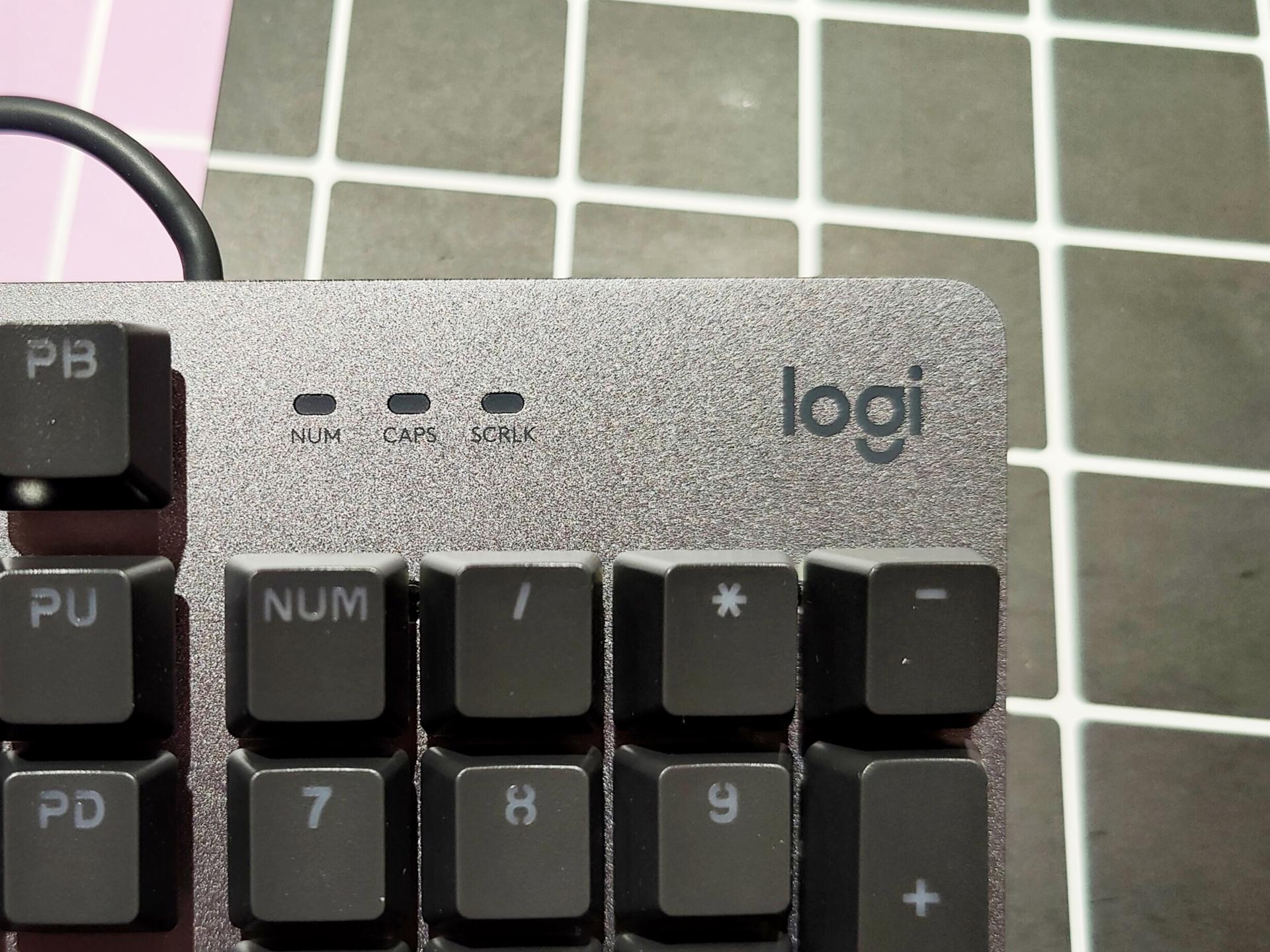 樱桃2.0机械键盘和罗技k845哪个好,罗技键盘k835和k845哪个好