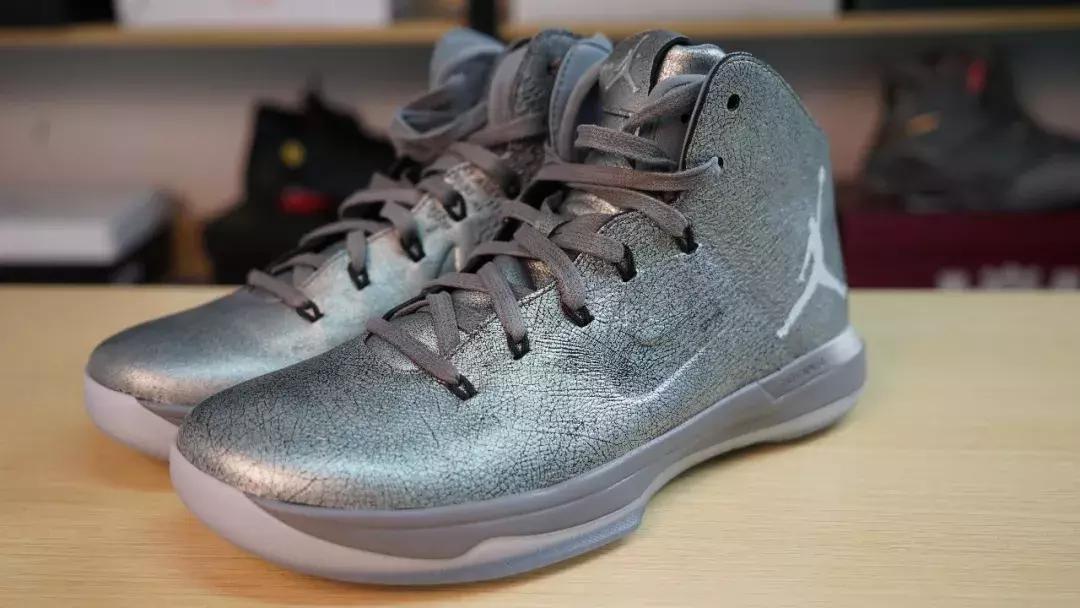 WEN开箱｜八百不到买正代AJ，全皮质感可能是系列质感最好