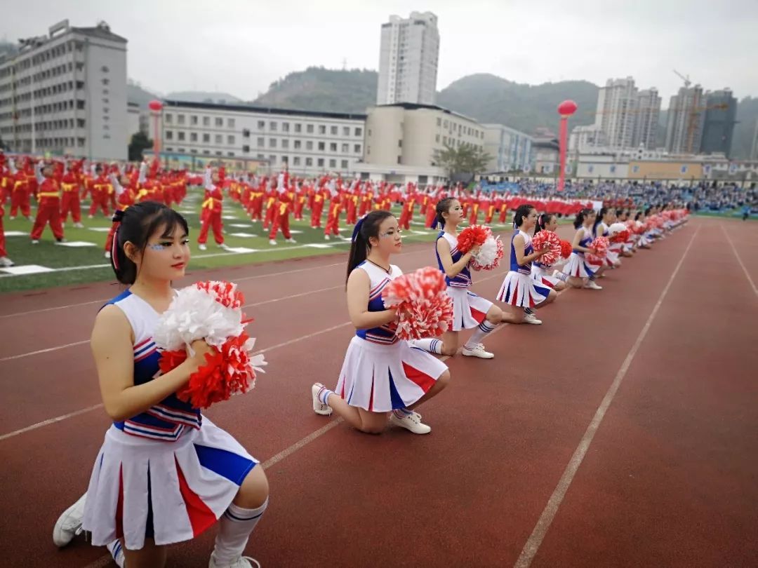 遵义市教育系统足球竞赛在桐梓一中开幕！（附赛程）