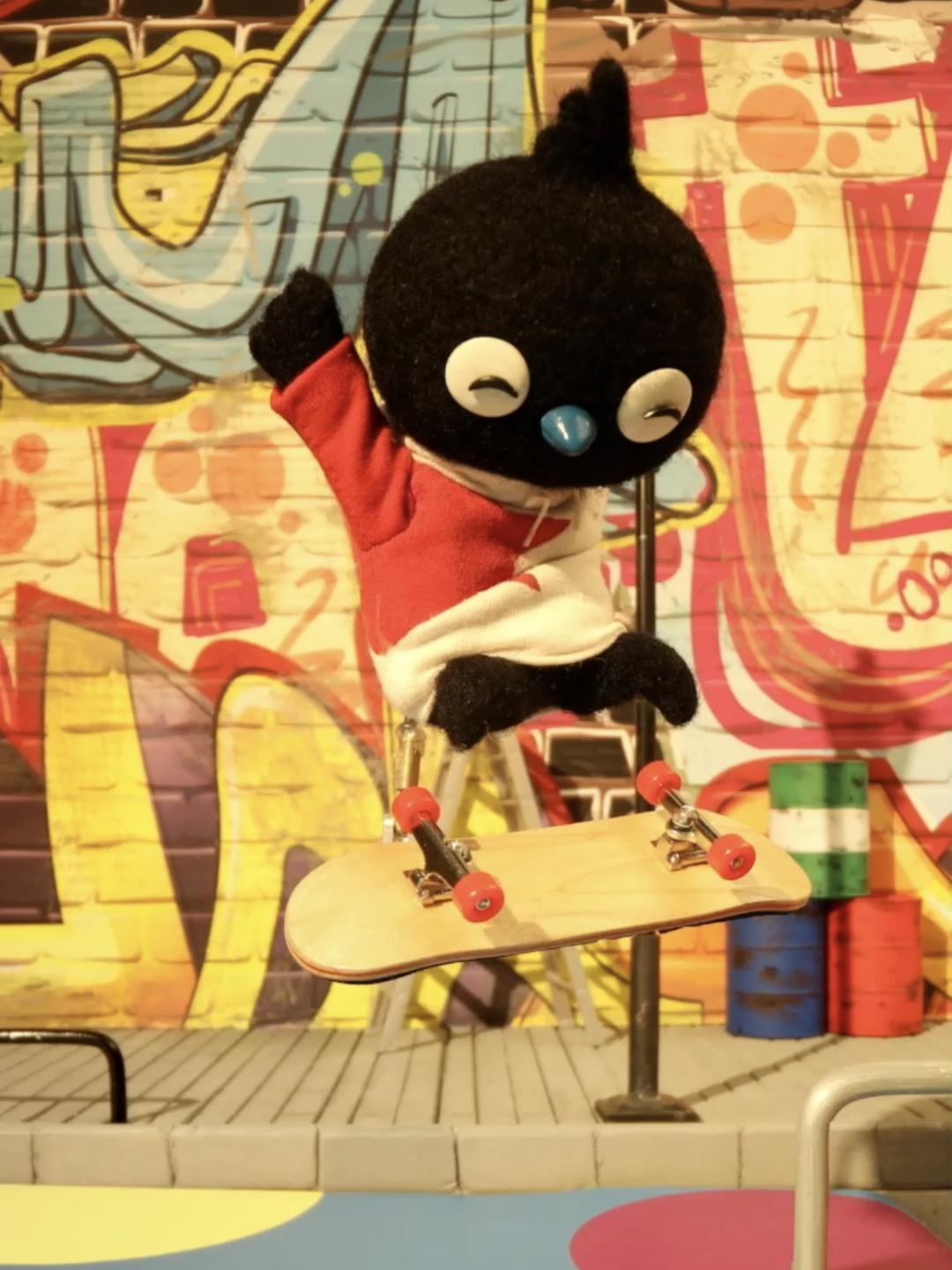 安踏争议广告,安踏广告不走寻常路