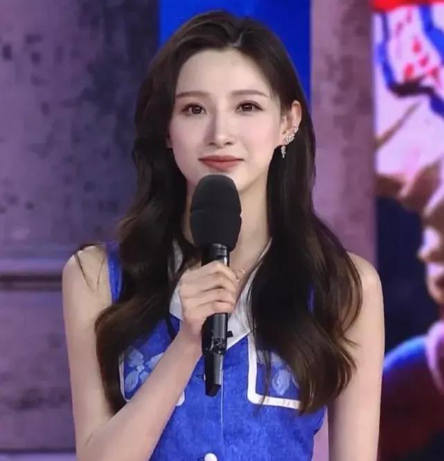 她是多少足球迷的梦中女神？