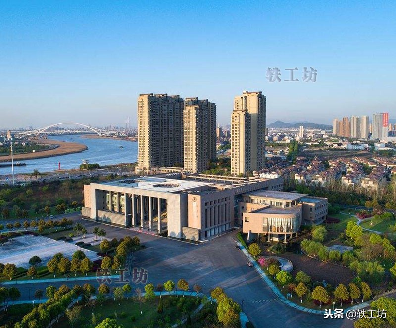 计算机科学与技术排名前100名大学,计算机竞赛20强高校分别是