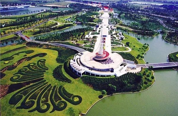 这一份公交交通指南，带你玩转上海各大景点