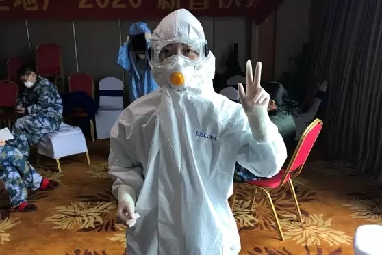 群像｜抗疫一线，那些义无反顾的“逆行者”