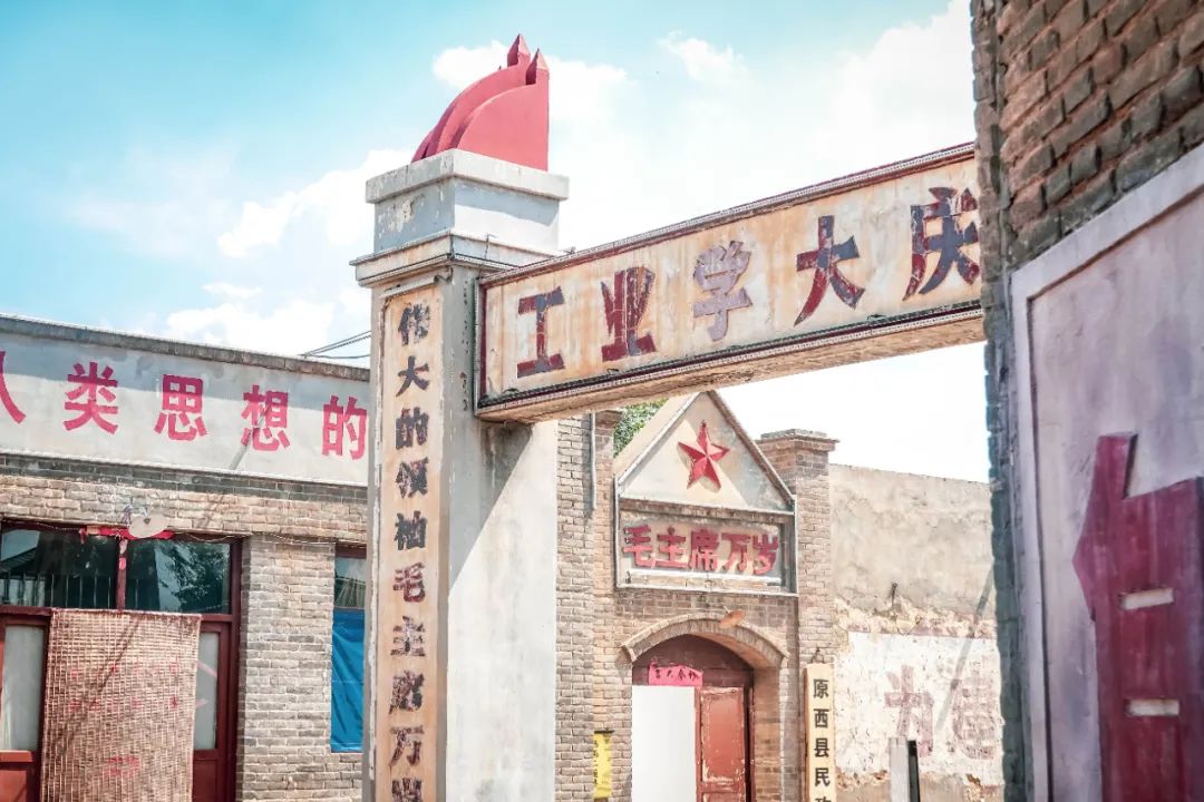 驾驶长安UNI-K从榆林启程一路北上鄂尔多斯观茫茫大漠