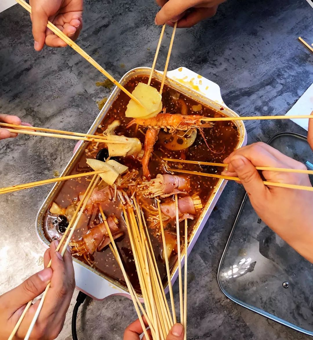 小雪节气为啥要吃火锅,小雪节气适合吃羊肉吗