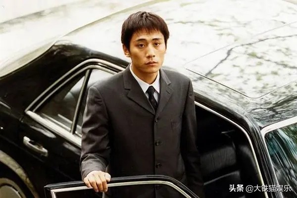 10位男星颜值今昔对比,10位男歌手今昔对比