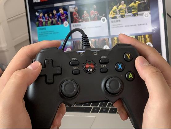 北通99元手柄,北通蝙蝠4手柄和云游戏pro手柄