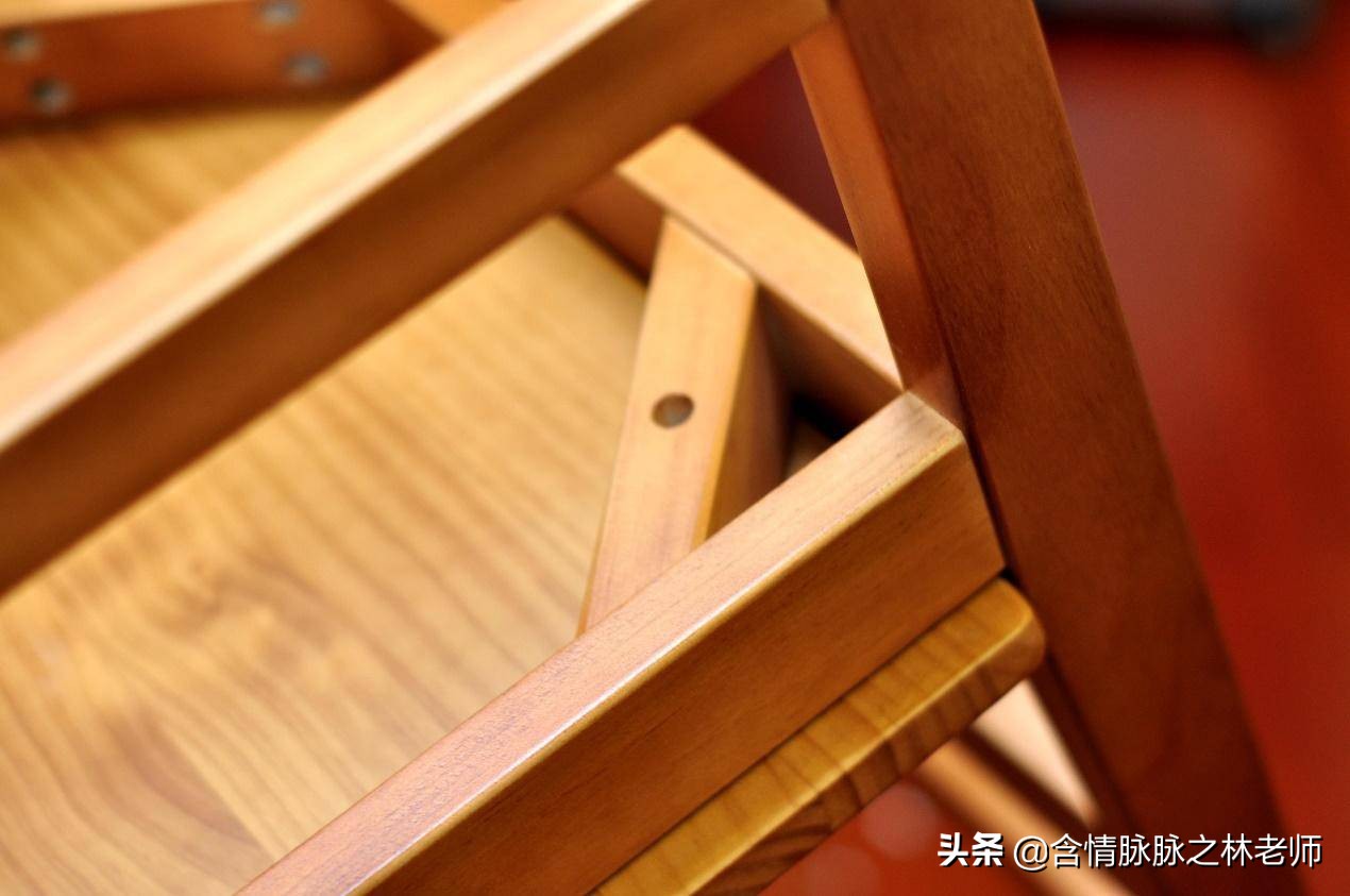 最新款式餐桌家用,实用实木餐桌款式推荐