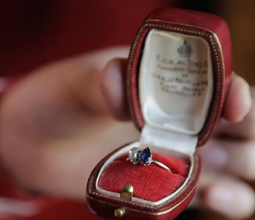 阿克苏最流行的戒指,意式珠宝风格戒指