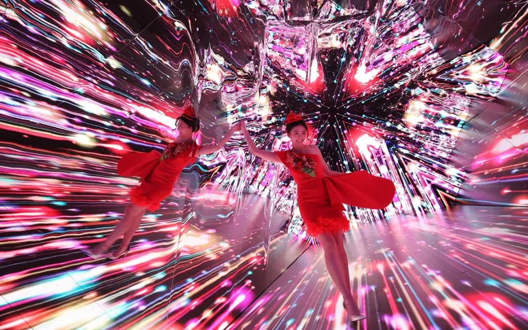 香港巨型圣诞树,香港圣诞树旅游攻略