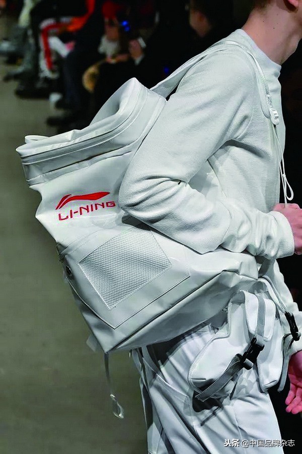 国产品牌开始崛起了,逆袭为国产运动品牌老大