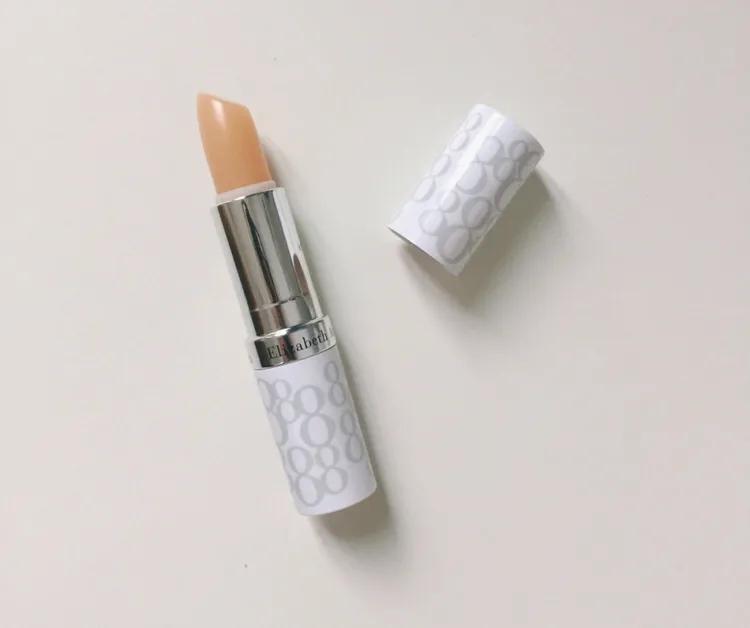 嘴巴起皮干燥润唇膏变色,嘴唇干燥起皮8款润唇膏拯救你