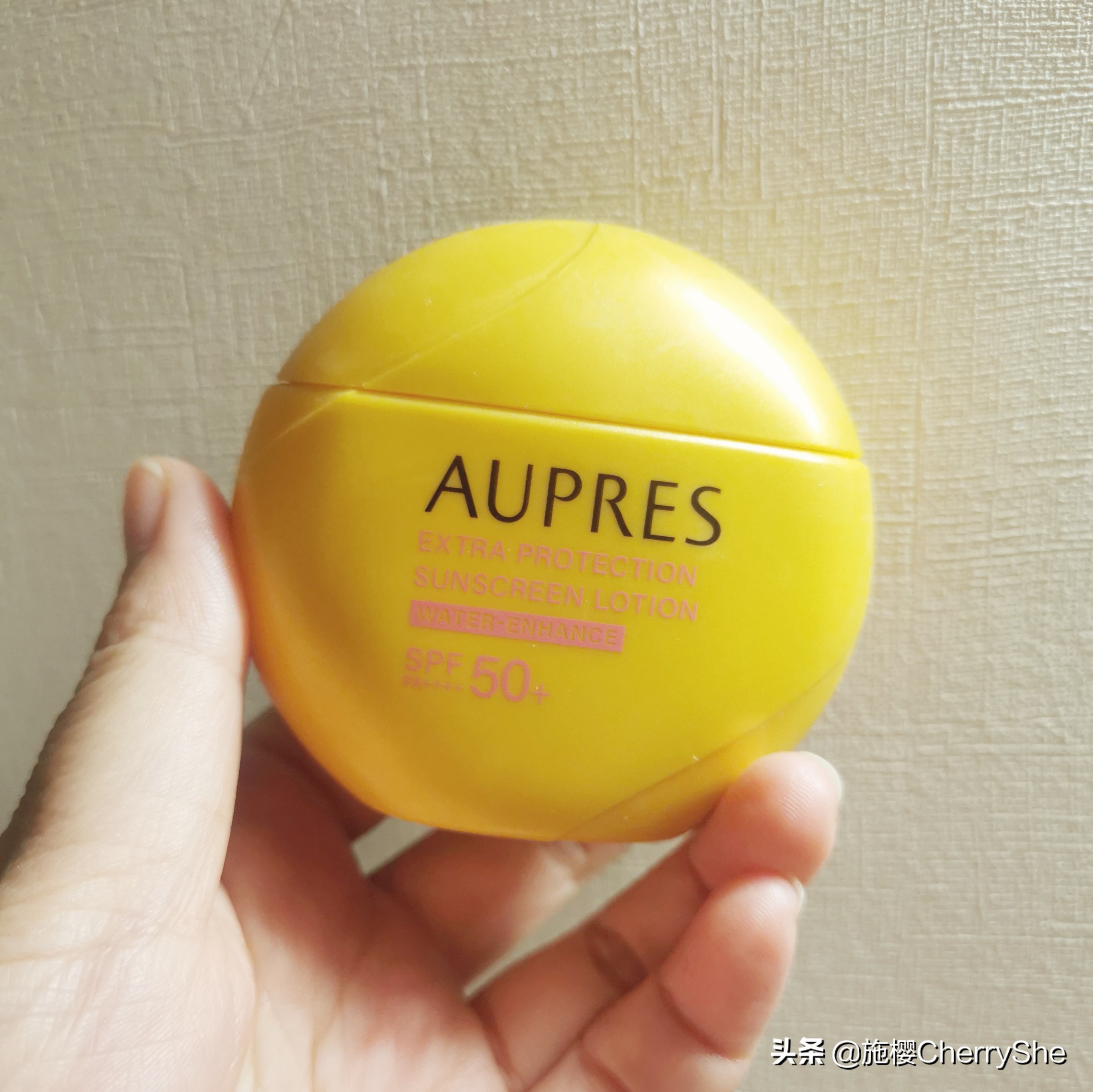 是蓝胖子防晒好还是安耐晒的好,蓝胖子和安耐晒防晒霜哪款好