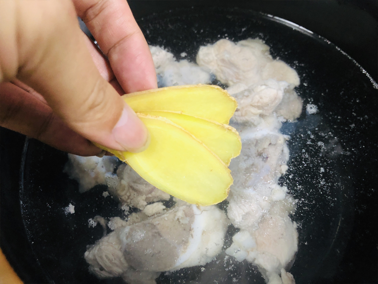 鲜墨鱼煲什么汤好喝,煲鲜墨鱼汤正宗做法