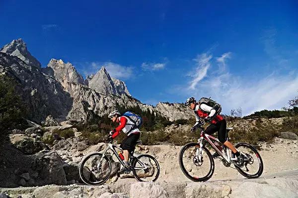 多种骑行模式广告语,骑行标语大全霸气简短