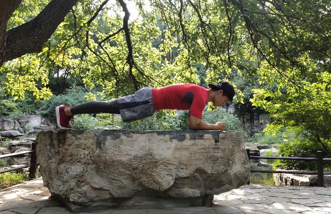 8分钟床上瘦腰减腹练出马甲线,最简单有效减腹练马甲线动作