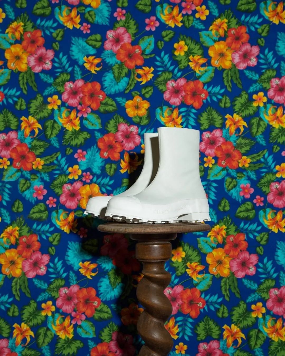 有买鞋焦虑的人看看它，让你的脚趾头也能穿上「极简」和「先锋」