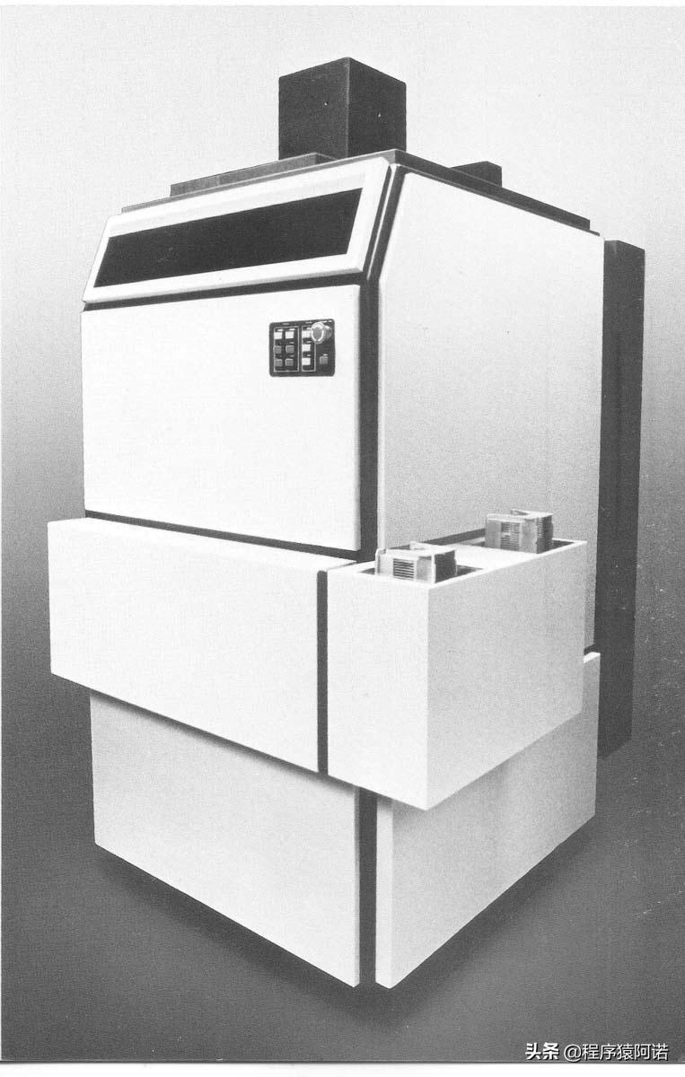 ASMl光刻机如何成长为行业霸主,asml和光刻巨头