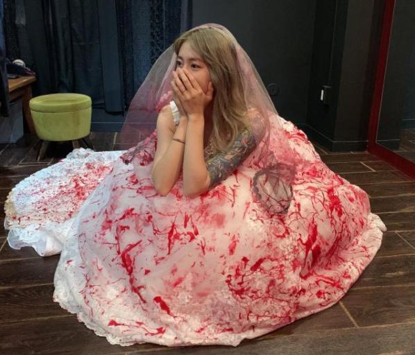 黑尾酱喜欢的婚纱,黑尾酱黑色婚纱