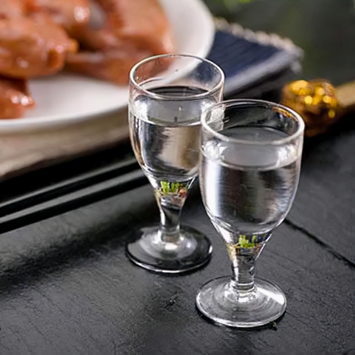 喝了酒容易打瞌睡是怎么回事,喝了酒就嗜睡是什么原因