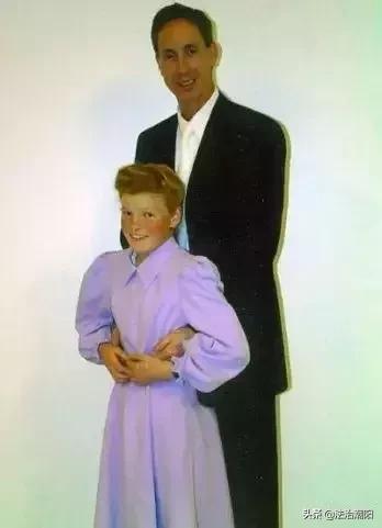 恋童癖+*伦乱**,未成年女孩被他霸占生下孩子!起底变态狂魔的邪恶往事……