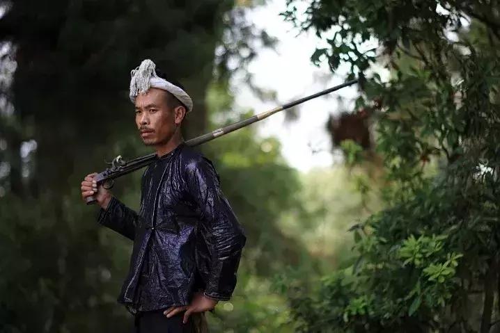 广东人去贵州门票半价,贵州广东人免门票景区