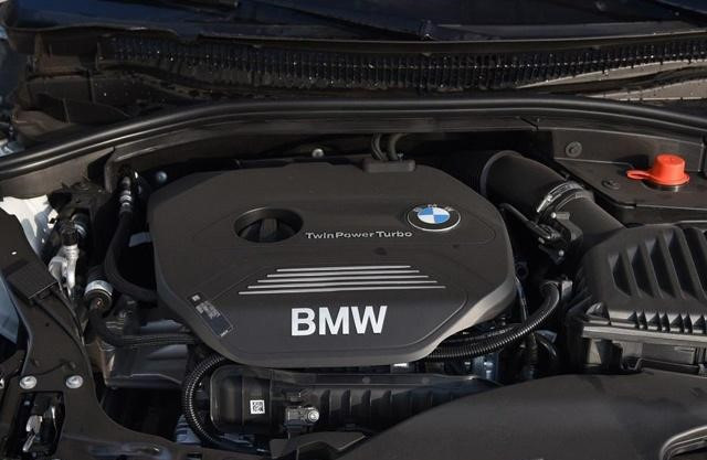 三星S10+真机贴膜视频丑哭，为了屏下指纹和屏下摄像头