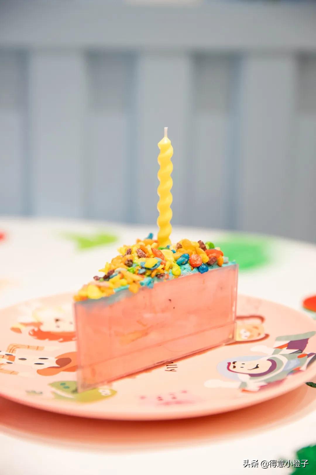 天热了就馋这一口热气腾腾的火锅,天热了就馋这碗冰爽的芋圆水果捞