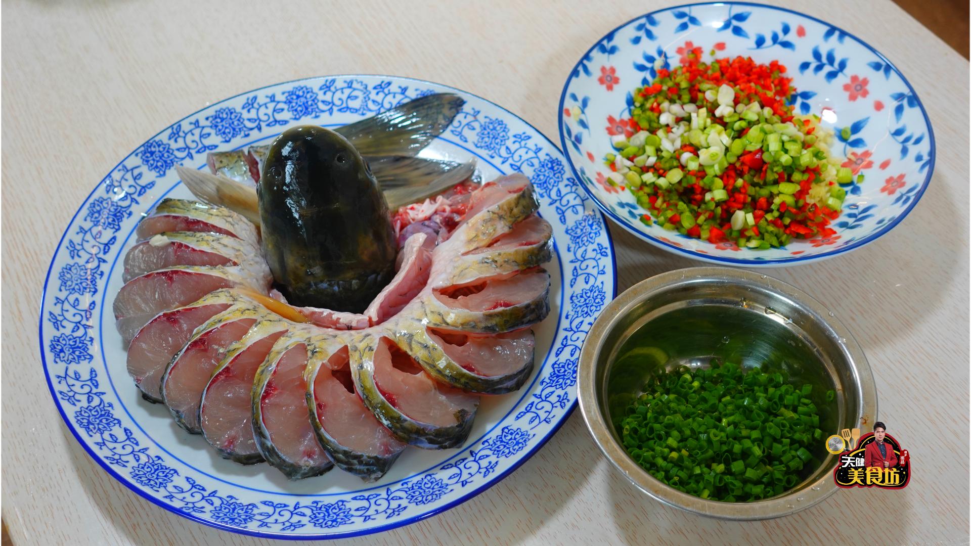 草鱼新吃法这样做真的超级香,草鱼不炸不炖不煮新吃法